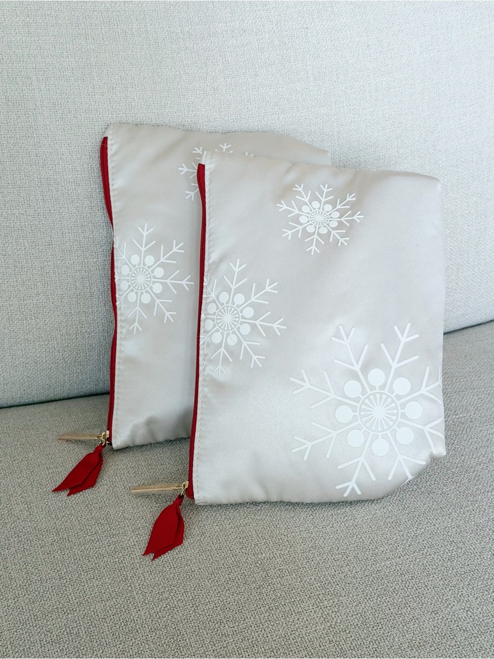 Set of 2/ Clarins Soft White Snowflake Cosmetic Makeup Bag Zip Pouch